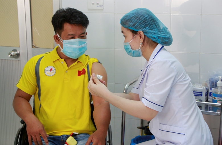 Các VĐV Bơi tham dự Paralympic Tokyo đã được tiêm vaccine phòng Covid-19