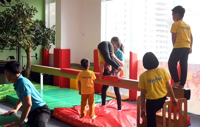 Phát triển thể lực, tầm vóc học sinh bằng giải pháp tăng cường giáo dục thể chất 