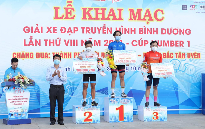 Nguyễn Nam Cực đã có sự khởi đầu tốt tại Giải xe đạp Truyền hình Bình Dương lần VIII năm 2021 – Cúp Number 1