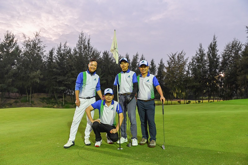 Bamboo Airways Golf Tournament 2021 đã có hai golfer giành giải HIO