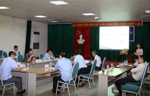 NCS Hoàng Thị Út  bảo vệ thành công luận án Tiến sĩ cấp Viện