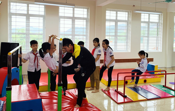 Cần chú ý các giai đoạn và yếu tố tác động đến tăng chiều cao của trẻ