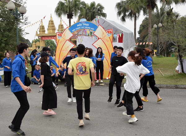 Tuổi trẻ Bộ VHTTDL tổ chức nhiều hoạt động sôi nổi kỷ niệm 90 năm ngày thành lập Đoàn TNCS Hồ Chí Minh