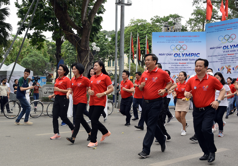 Ngày chạy Olympic vì sức khỏe toàn dân và Lễ phát động Giải chạy Báo Hànộimới mở rộng lần thứ 47 - Vì hòa bình năm 2021