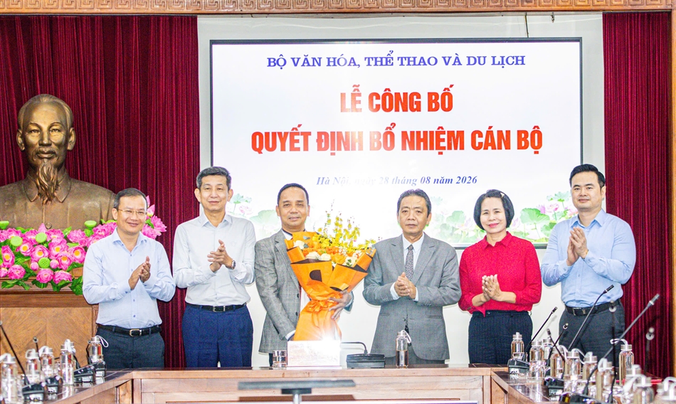 Trao Quyết định bổ nhiệm Phó Cục trưởng Cục Thể dục thể thao Việt Nam 